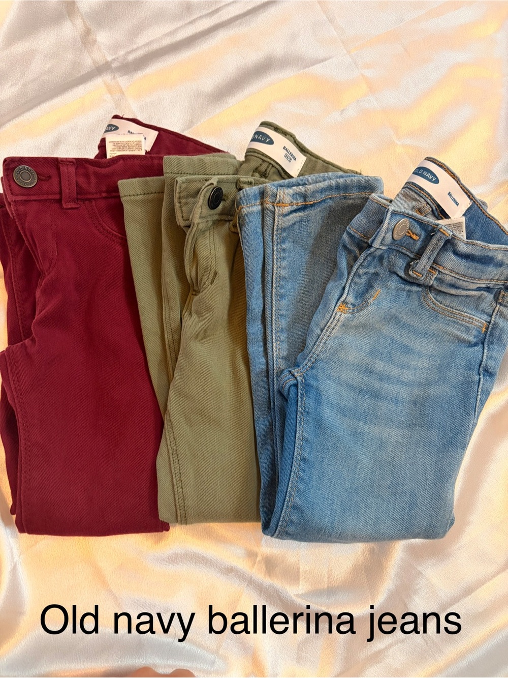 Girls 4T bundle - Picture 2 of 11